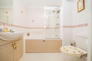 BATHROOM- click for photo gallery